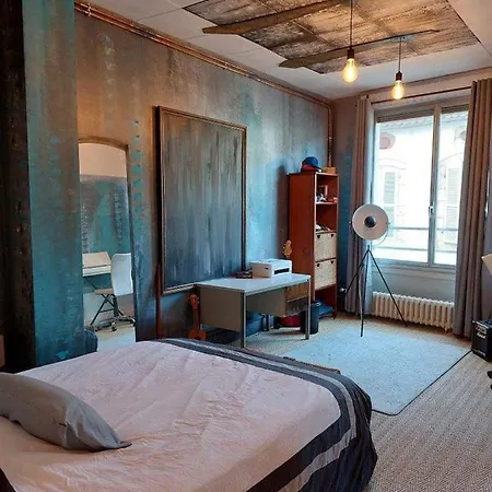 Loft Partage Agreable Et Spacieux Homestay *